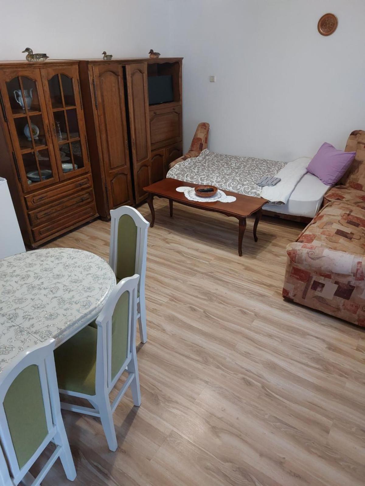 Royal Rose Smestaj Bela Crkva  Εξωτερικό φωτογραφία